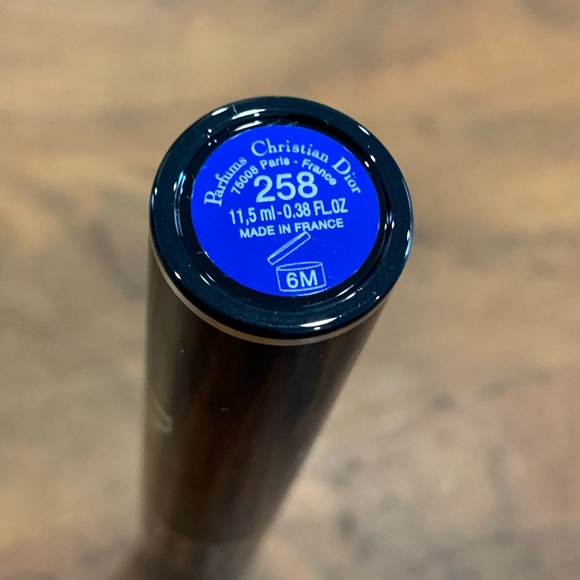 Christian Dior - Picture 2 of 10